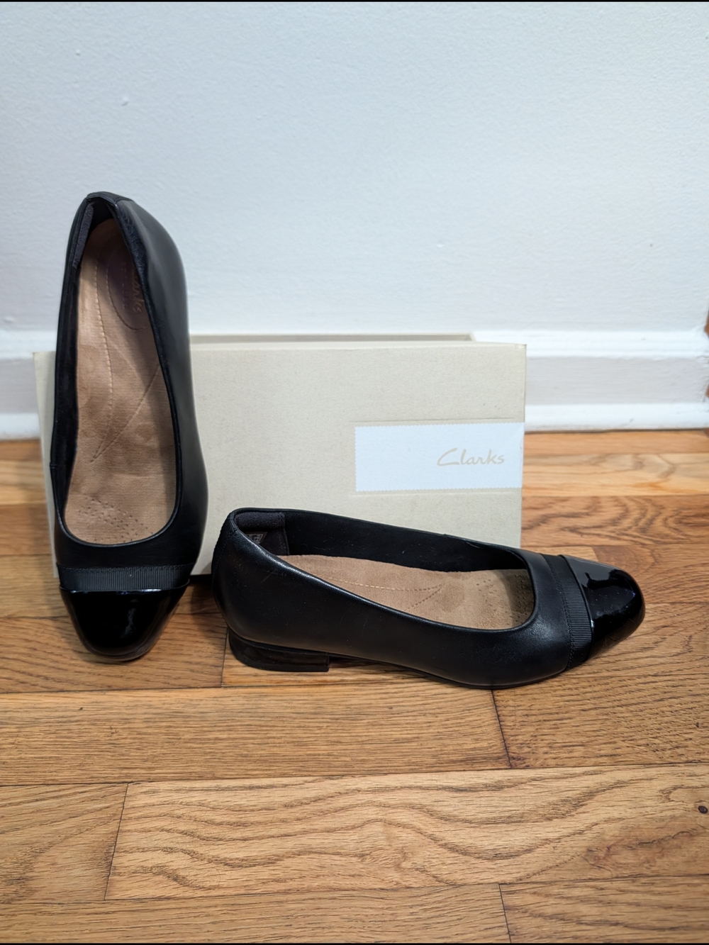 Clarks Black Leather Ballet Flats with Patent Cap Toe